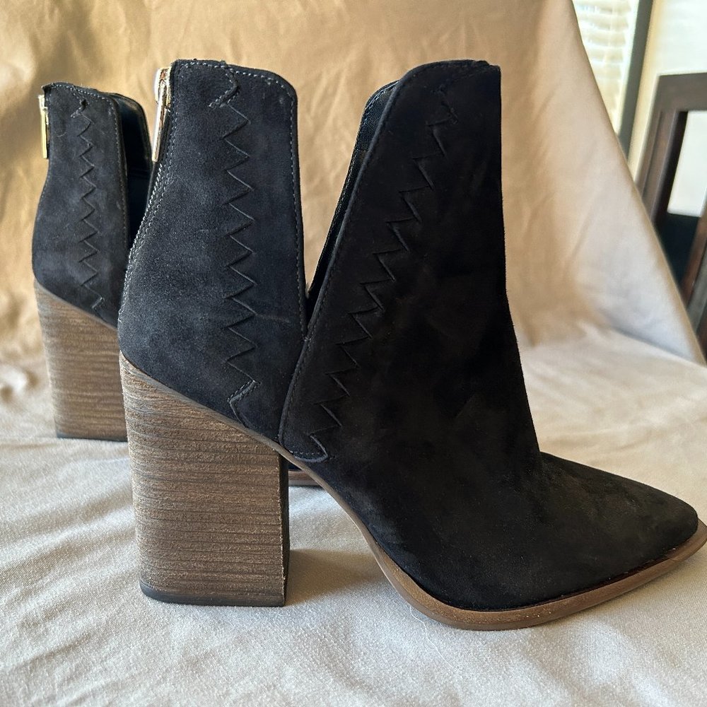 Vince Camuto Genedy Western Bootie - Women's 9.5, never worn